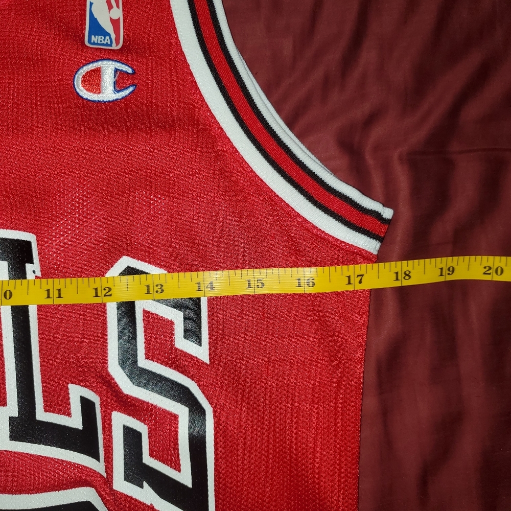 Vintage Michael Jordan Chicago Bulls Road Red Champion Jersey Size 36 - Picture 8 of 10